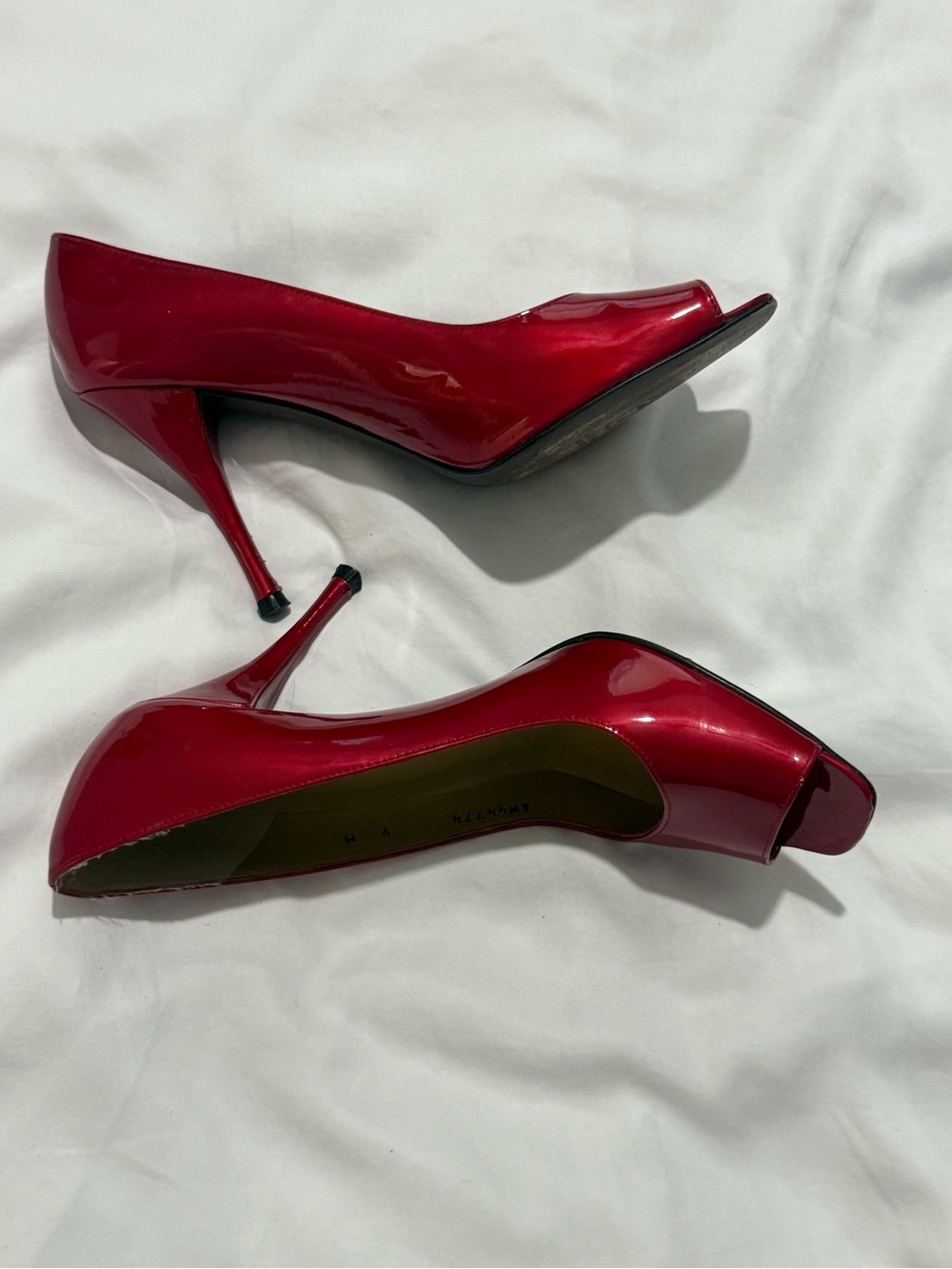Stuart Weitzman - Red Patent Peep-Toe Mid-Heels - Picture 5 of 9